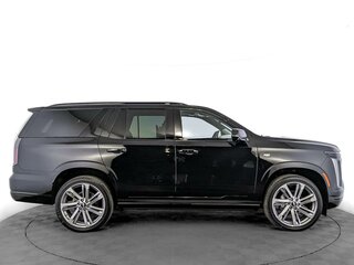 2024 Cadillac Escalade V Рестайлинг, чёрный, 18607000 рублей, вид 4