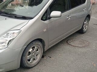 2007 Toyota Prius II Рестайлинг (XW20), серый, 400000 рублей, вид 2