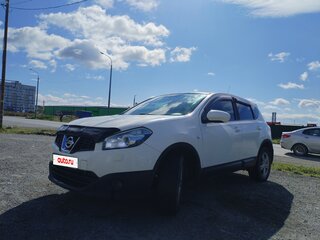 2012 Nissan Qashqai I Рестайлинг, белый, 900000 рублей, вид 1