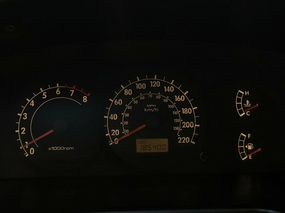 2006 Kia Spectra I Рестайлинг 2, красный, 240000 рублей - вид 12