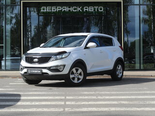 2015 Kia Sportage III Рестайлинг, белый, 1430000 рублей, вид 1