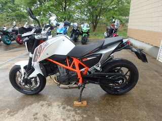 KTM 690 Duke