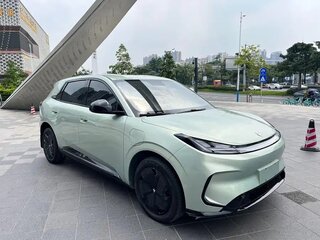 2025 Arcfox T1 42.3 kWh, зелёный, 1360520 рублей, вид 2