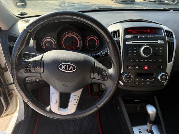 2011 Kia Ceed I Рестайлинг, белый, 805000 рублей - вид 15