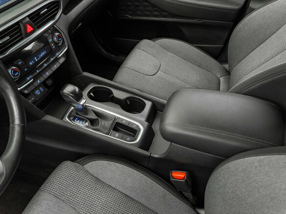 2019 Hyundai Santa Fe IV, серый, 2840000 рублей - вид 16