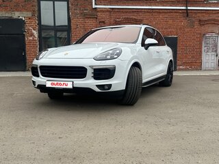 2015 Porsche Cayenne Diesel II Рестайлинг (958), белый, 3990000 рублей, вид 3