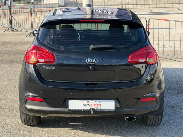 2013 Kia Ceed II, чёрный, 1197000 рублей - вид 18