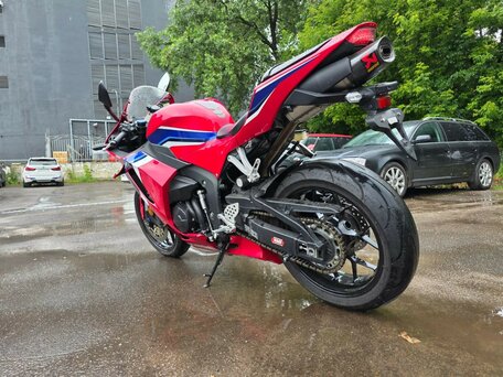 2020 Honda CBR 600RR, красный, 810000 рублей, вид 3