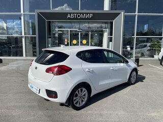 2017 Kia Ceed II Рестайлинг, белый, 1309000 рублей, вид 5