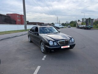 1999 Mercedes-Benz E-Класс 240 II (W210, S210) Рестайлинг, чёрный, 520000 рублей, вид 5
