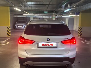 2017 BMW X1 20d xDrive II (F48), белый, 2270000 рублей, вид 4