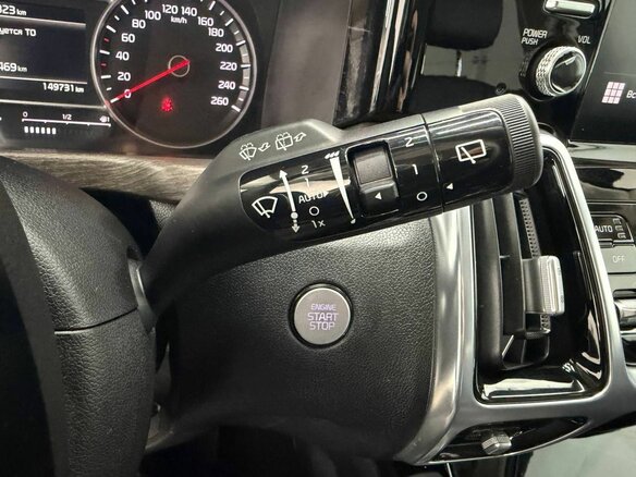 2023 Kia Sorento IV, коричневый - вид 24