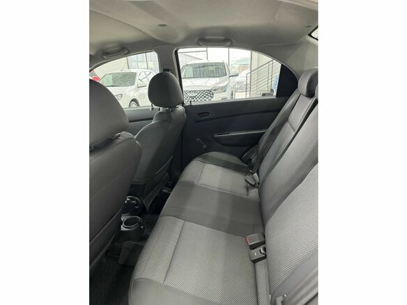 2011 Chevrolet Aveo I Рестайлинг, красный, 549000 рублей - вид 15