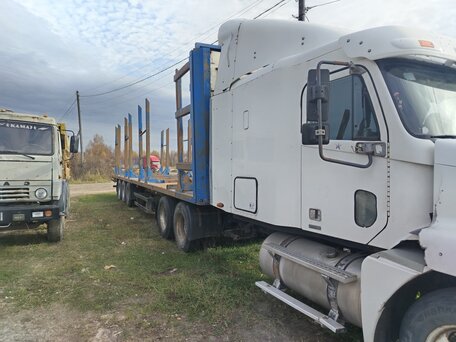 2003 Freightliner Century Class, белый, 1300000 рублей, вид 2