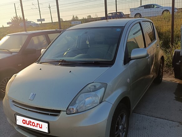 2010 Toyota Passo I (C10), золотистый, 400000 рублей