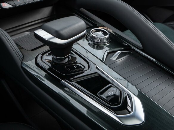 2024 Geely Monjaro I, синий, 3940000 рублей - вид 26