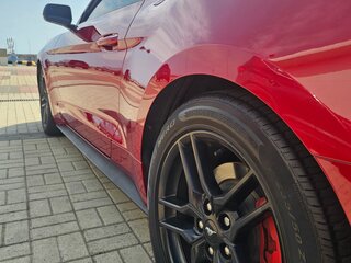 2022 Ford Mustang VI Рестайлинг, пурпурный, 4500000 рублей, вид 3