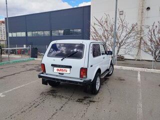 2010 Lada (ВАЗ) 2121 (4x4) I Рестайлинг, белый, 520000 рублей, вид 3
