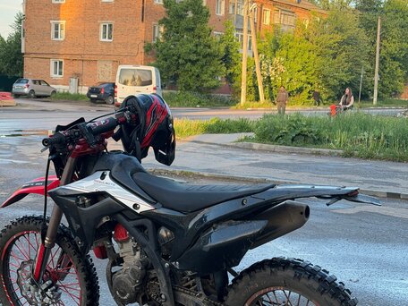 2024 Regulmoto CR-Z 300, красный, 182000 рублей, вид 4