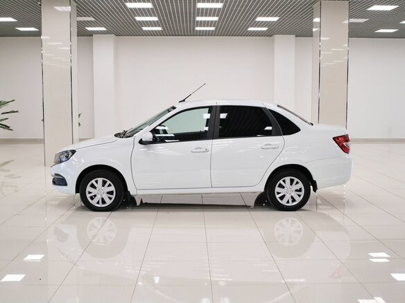 2023 Lada (ВАЗ) Granta I Рестайлинг, белый, 862000 рублей - вид 5