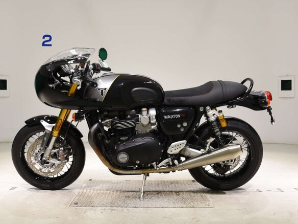 2024 Triumph Thruxton, чёрный, 1500000 рублей - вид 2
