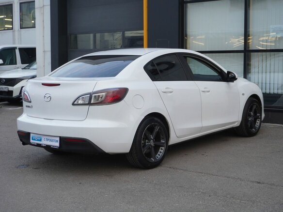 2010 Mazda 3 II (BL), белый, 760000 рублей - вид 4