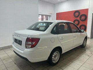 2023 Lada (ВАЗ) Granta I Рестайлинг, белый, 635000 рублей, вид 2