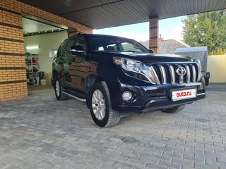2015 Toyota Land Cruiser Prado 150 Series Рестайлинг 1, чёрный, 3680000 рублей, вид 3