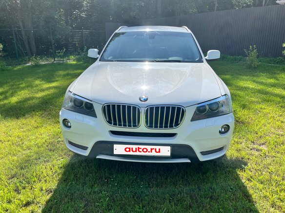 2013 BMW X3 28i xDrive II (F25), белый - вид 1