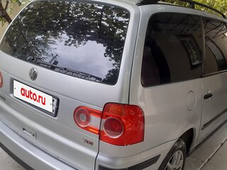 2004 Volkswagen Sharan I Рестайлинг 2, серебристый, 535000 рублей, вид 4