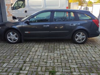 2005 Renault Laguna II Рестайлинг, серый, 450000 рублей, вид 1