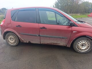 2004 Renault Scenic II, красный, 85000 рублей, вид 5