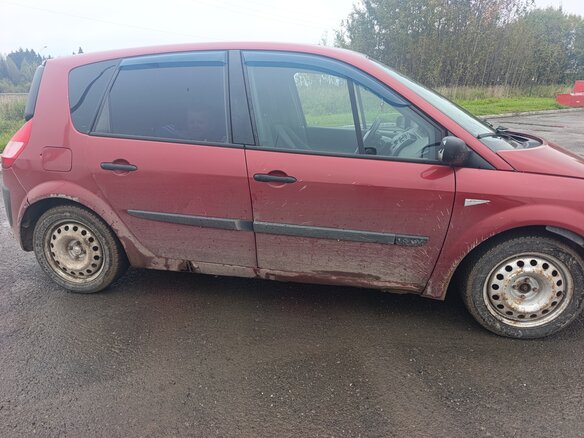 2004 Renault Scenic II, красный - вид 4