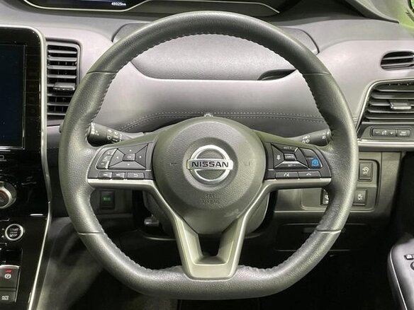 2022 Nissan Serena S-Hybrid V (C27) Рестайлинг, белый, 1616555 рублей - вид 6