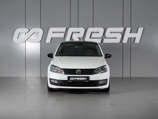 2019 Volkswagen Polo V Рестайлинг, белый, 1539000 рублей, вид 3
