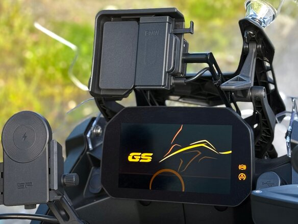 2024 BMW F 900 GS Adventure, серебристый, 2150000 рублей - вид 6