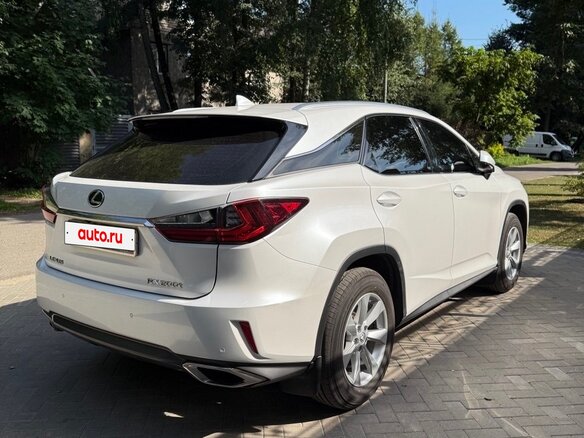 2016 Lexus RX 200t IV, белый, 3700000 рублей - вид 4