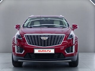 2020 Cadillac XT5 I Рестайлинг, красный, 3175000 рублей, вид 5