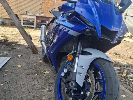 2021 Yamaha YZF-R1, синий, 2000000 рублей, вид 2