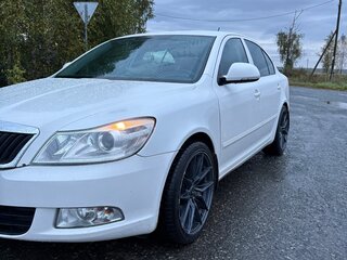 2013 Skoda Octavia DSG7 II (A5) Рестайлинг, белый, 1100000 рублей, вид 1