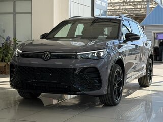 2026 Volkswagen Tiguan L Pro III (China Market), серый, 4700000 рублей, вид 3