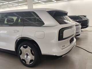 2026 Zeekr 9X 70 kWh, белый, 13700000 рублей, вид 2