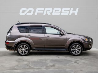 2010 Mitsubishi Outlander II Рестайлинг, коричневый, 1100000 рублей, вид 5