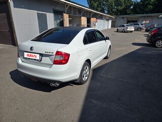 2015 Skoda Rapid I, белый, 635000 рублей, вид 5