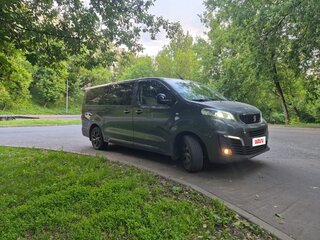 2019 Peugeot Traveller Long I, серый, 4000000 рублей, вид 3