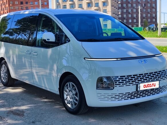 2023 Hyundai Staria I, белый, 4650000 рублей - вид 3