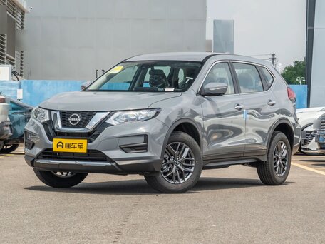 2026 Nissan X-Trail III Рестайлинг 2, серебристый, 2390000 рублей, вид 1