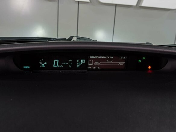 2010 Toyota Prius III (XW30), белый, 1499000 рублей - вид 21