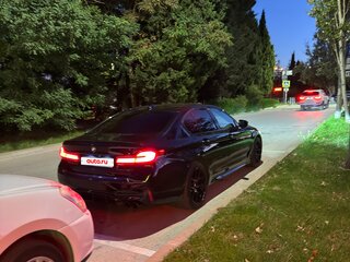 2022 BMW 5 серии 530e VII (G30/G31/G38) Рестайлинг, синий, 4950000 рублей, вид 5