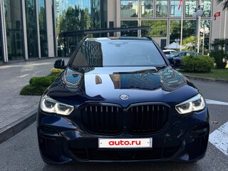 2022 BMW X5 M50i IV (G05/G18), синий, 10500000 рублей, вид 2